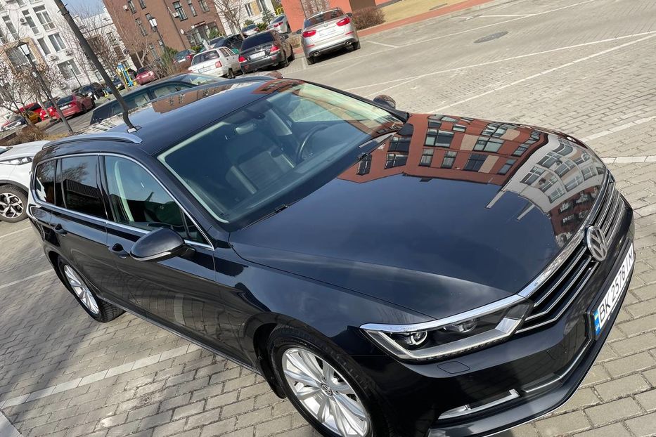 Продам Volkswagen Passat B8 Highline 110кВт / 150 кс 2017 года в Киеве