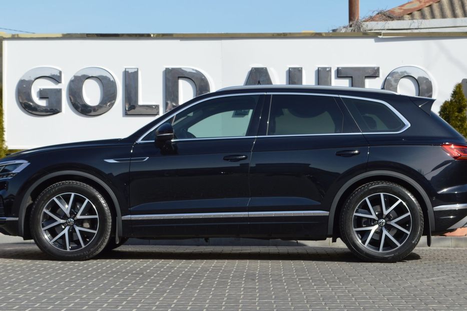 Продам Volkswagen Touareg 2022 года в Одессе