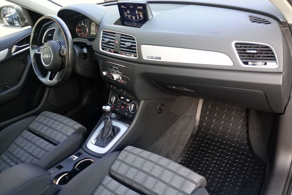 Продам Audi Q3 S line quattro 2015 года в Киеве
