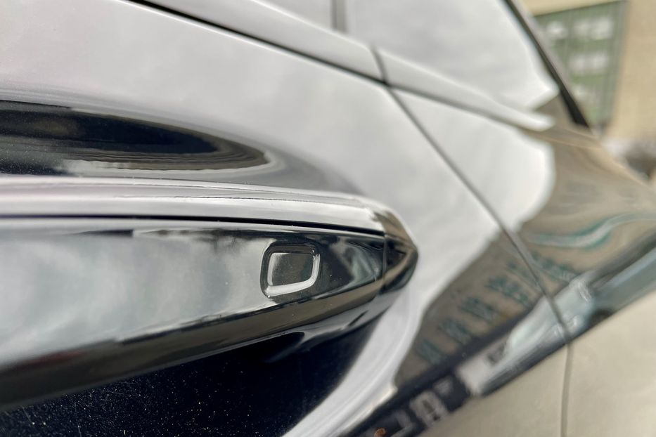 Продам Mercedes-Benz S-Class 500 AMG 63 2015 года в Киеве