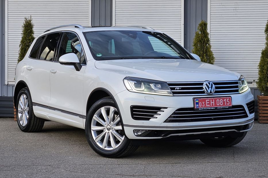 Продам Volkswagen Touareg R-Line 2015 года в Киеве