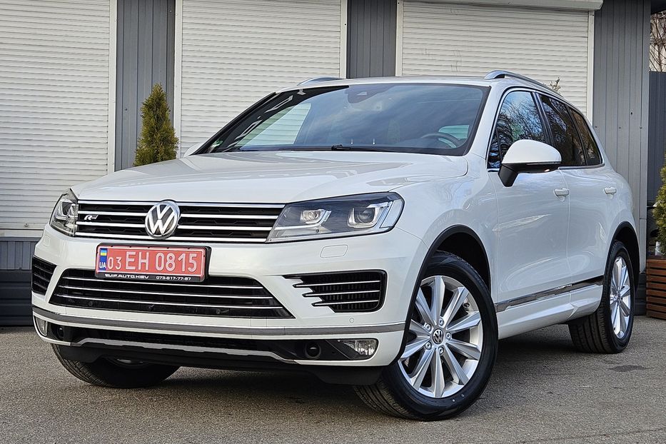 Продам Volkswagen Touareg R-Line 2015 года в Киеве