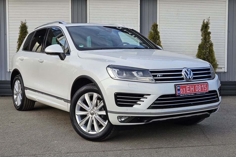 Продам Volkswagen Touareg R-Line 2015 года в Киеве