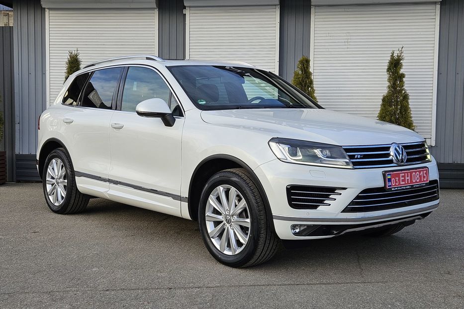 Продам Volkswagen Touareg R-Line 2015 года в Киеве