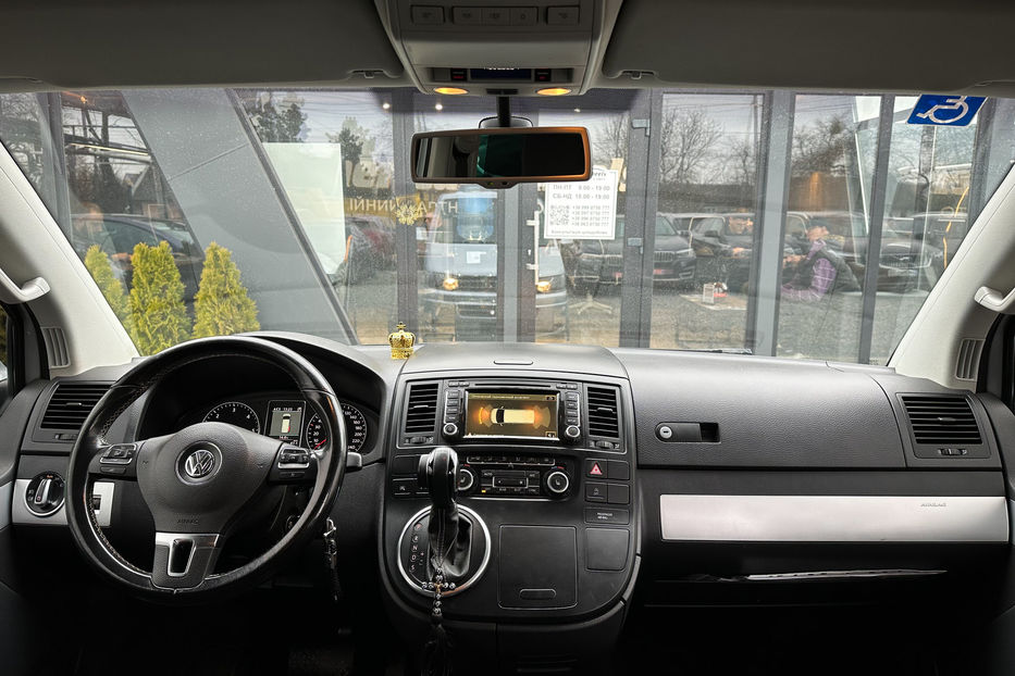 Продам Volkswagen Multivan T5 • 2.0 TDI Нighline 2014 года в Черновцах