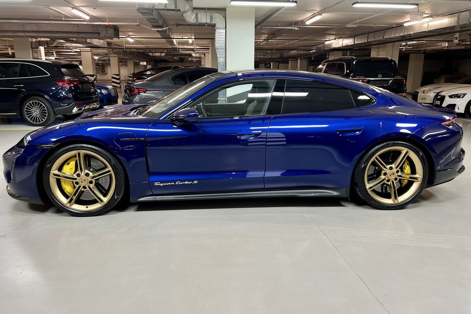 Продам Porsche Taycan Turbo S 2020 года в Киеве