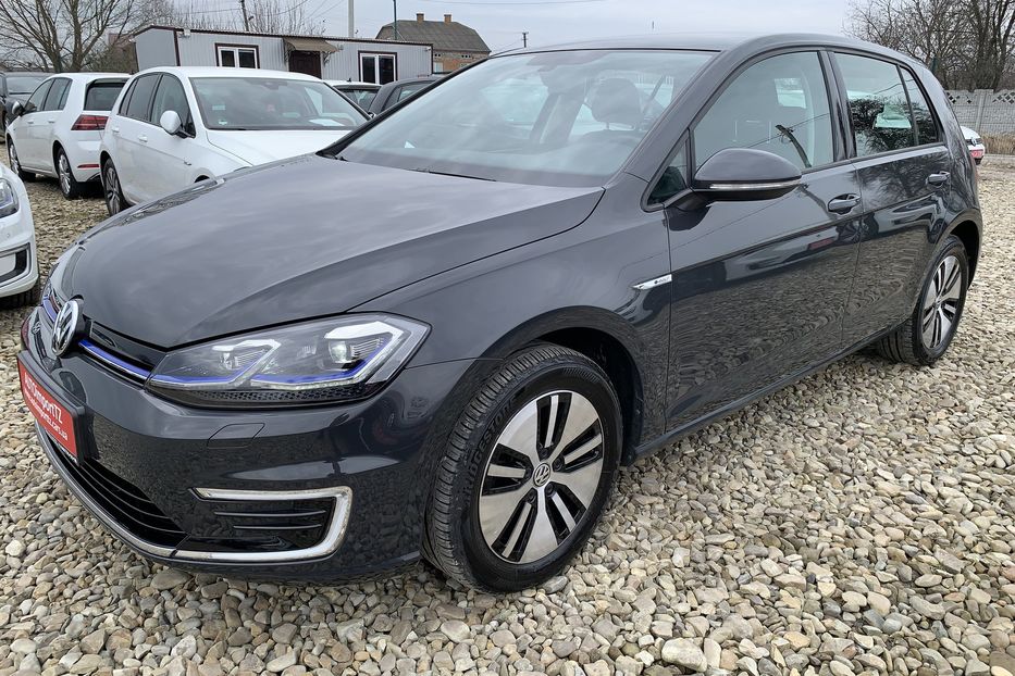 Продам Volkswagen e-Golf 35.8 kWh/136 к.с. 2020 года в Львове