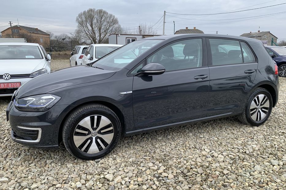 Продам Volkswagen e-Golf 35.8 kWh/136 к.с. 2020 года в Львове