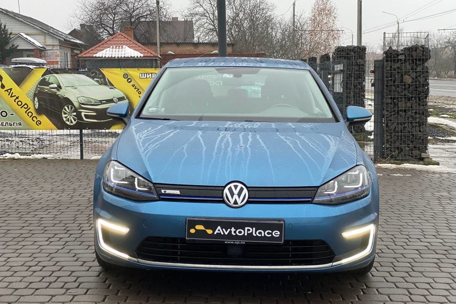 Продам Volkswagen e-Golf 2015 года в Луцке