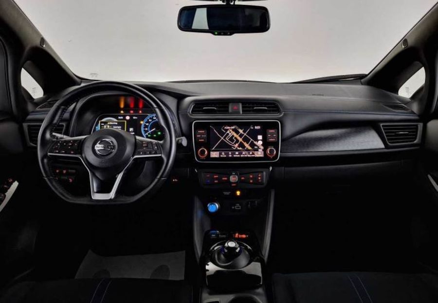 Продам Nissan Leaf 40 KW/H,PERLA,LED,360 kamera  2020 года в Житомире