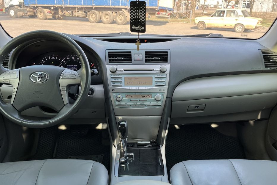 Продам Toyota Camry XLE 2007 года в Николаеве