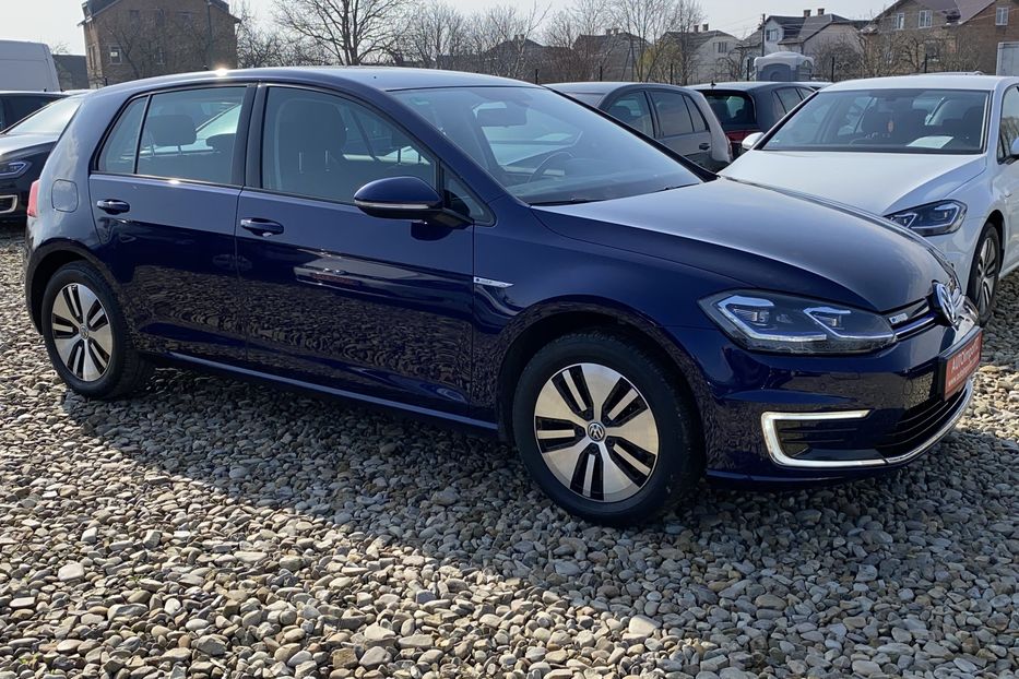 Продам Volkswagen e-Golf 35.8kWh,136к.с./100 кВт 2020 года в Львове