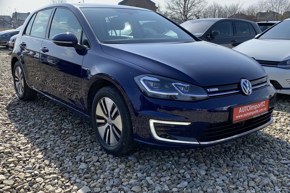 Продам Volkswagen e-Golf 35.8kWh,136к.с./100 кВт 2020 года в Львове