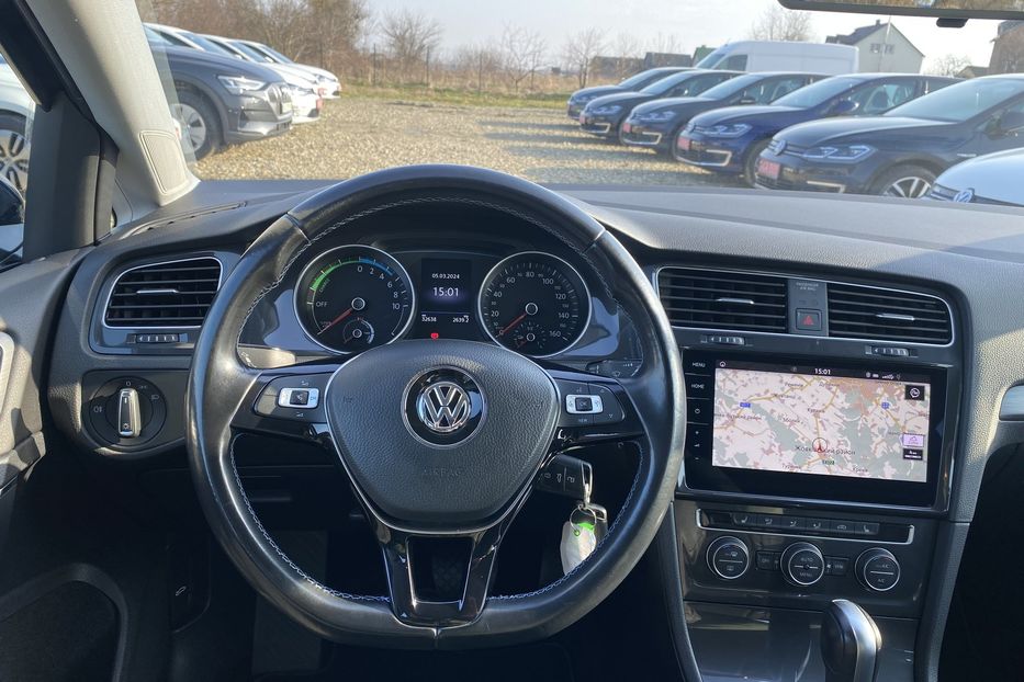 Продам Volkswagen e-Golf 35.8kWh,136к.с./100 кВт 2020 года в Львове