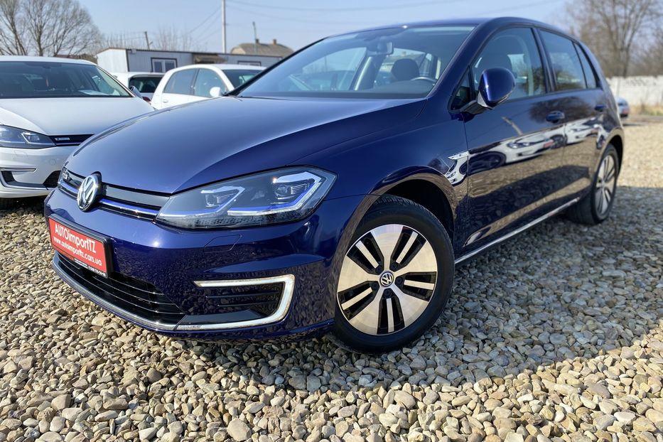 Продам Volkswagen e-Golf 35.8kWh,136к.с./100 кВт 2020 года в Львове