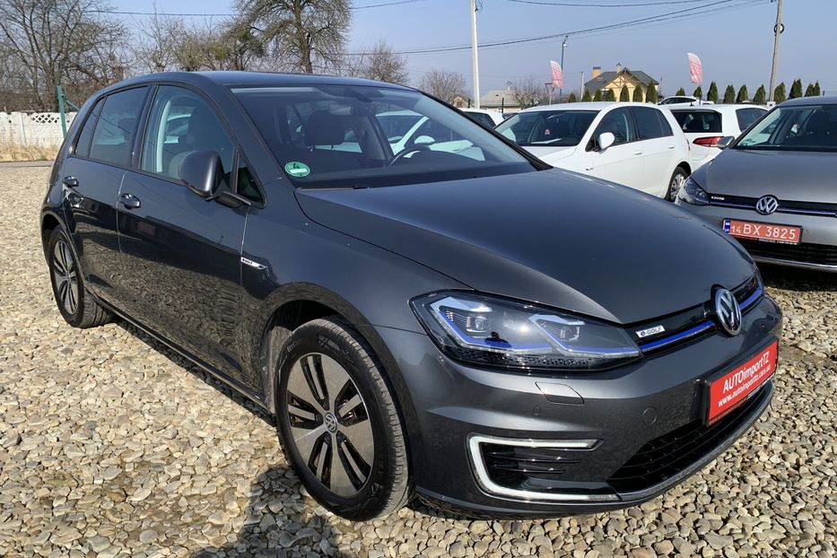 Продам Volkswagen e-Golf Камера,Круїз,Віртуальна панель 2020 года в Львове