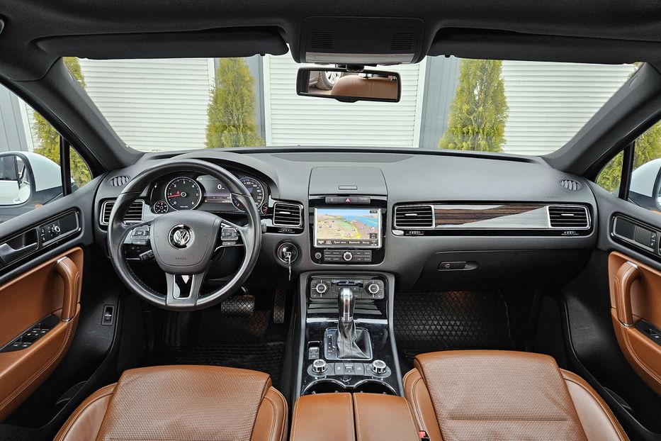 Продам Volkswagen Touareg X-Edition 2013 года в Киеве