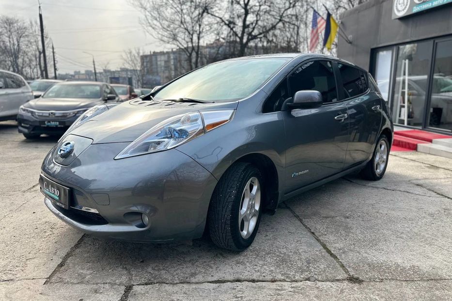 Продам Nissan Leaf 2014 года в Черновцах