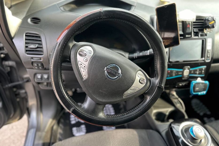 Продам Nissan Leaf 2014 года в Черновцах