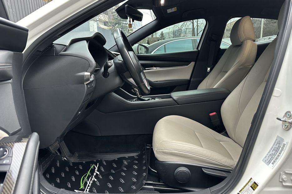 Продам Mazda 3 Skyactyve 2019 года в Киеве