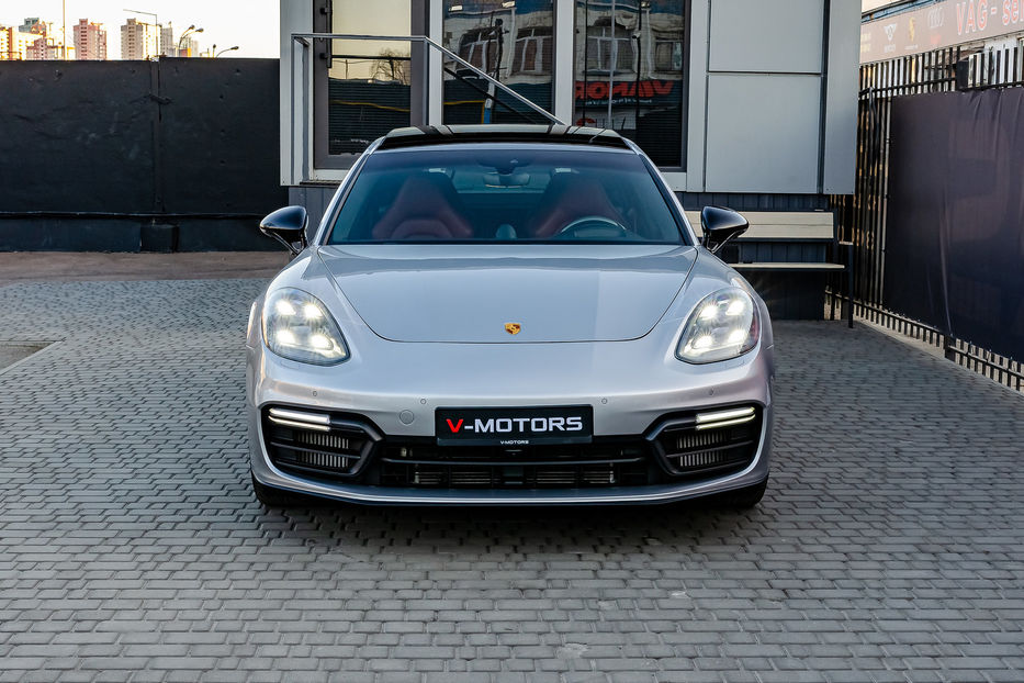 Продам Porsche Panamera GTS 2019 года в Киеве