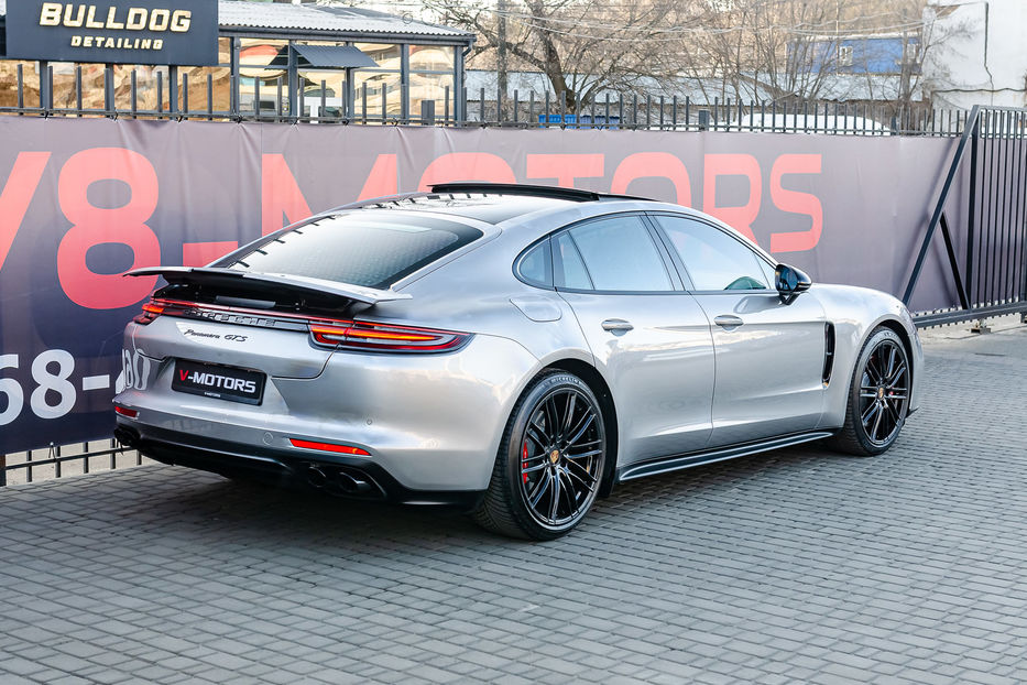 Продам Porsche Panamera GTS 2019 года в Киеве