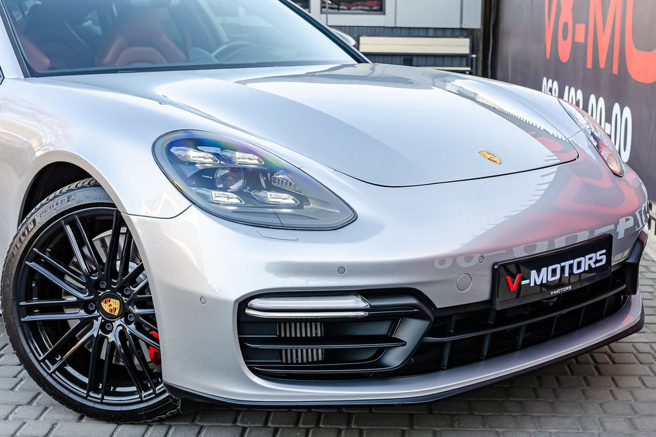 Продам Porsche Panamera GTS 2019 года в Киеве