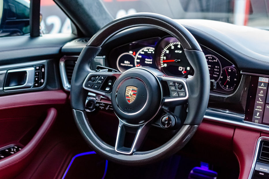 Продам Porsche Panamera GTS 2019 года в Киеве