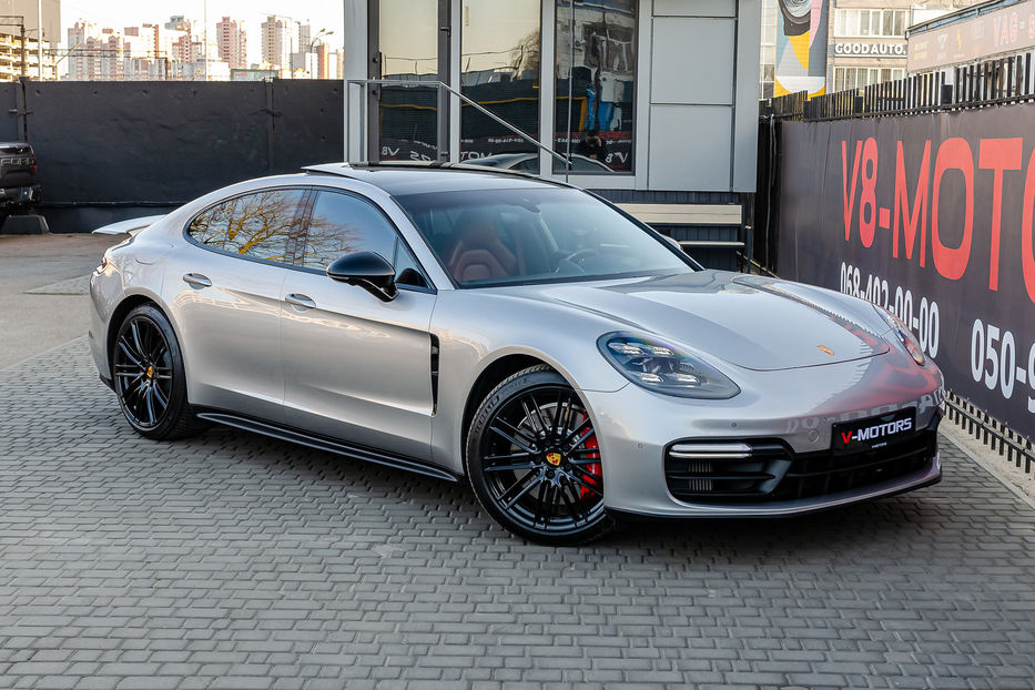 Продам Porsche Panamera GTS 2019 года в Киеве