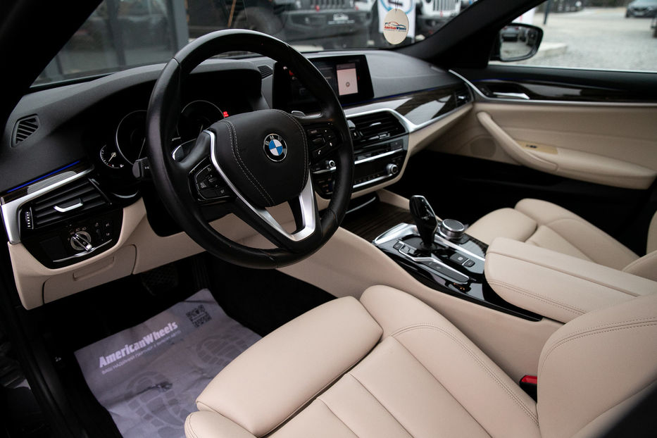 Продам BMW 530 iPerformance Steptronic 2018 года в Черновцах