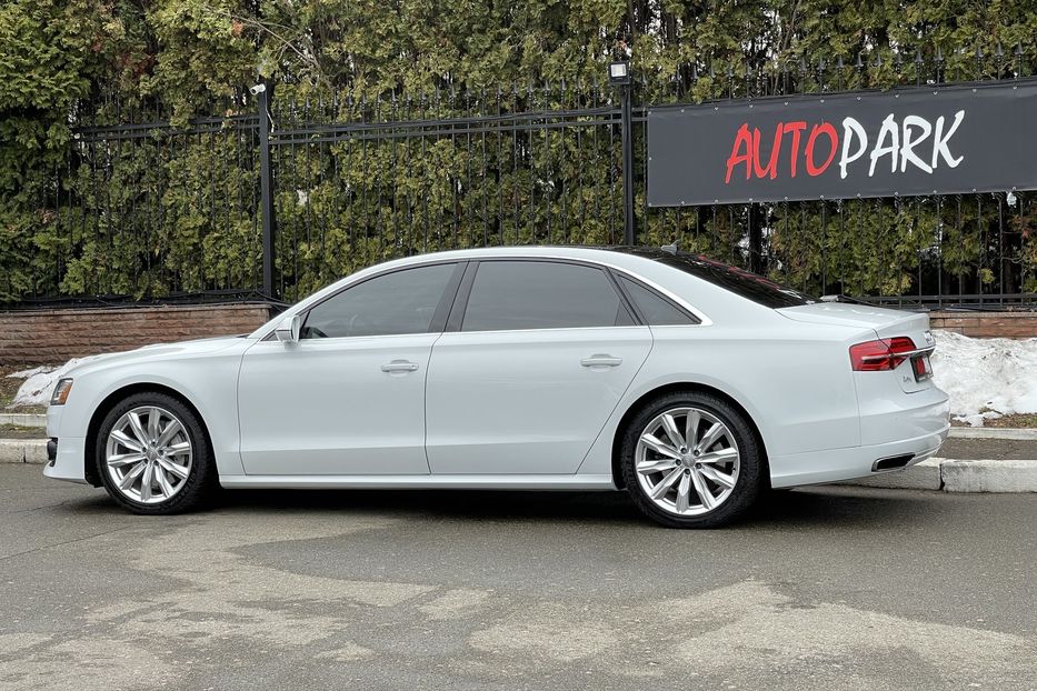 Продам Audi A8 3.0 TFSI LONG QUATTRO  2016 года в Киеве