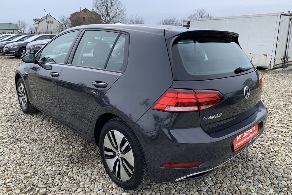 Продам Volkswagen e-Golf 35.8 kWh 100 кВт/136 к.с. 2020 года в Львове