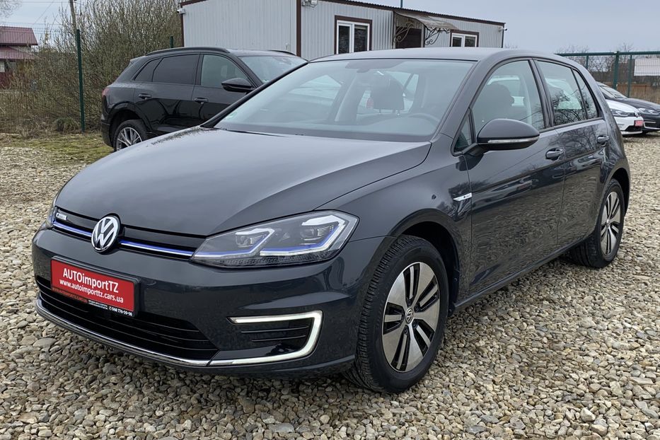 Продам Volkswagen e-Golf 35.8 kWh Тепловий насос 2020 года в Львове