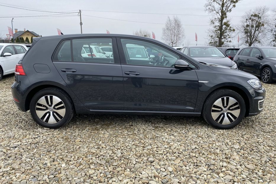 Продам Volkswagen e-Golf 35.8 kWh Тепловий насос 2020 года в Львове