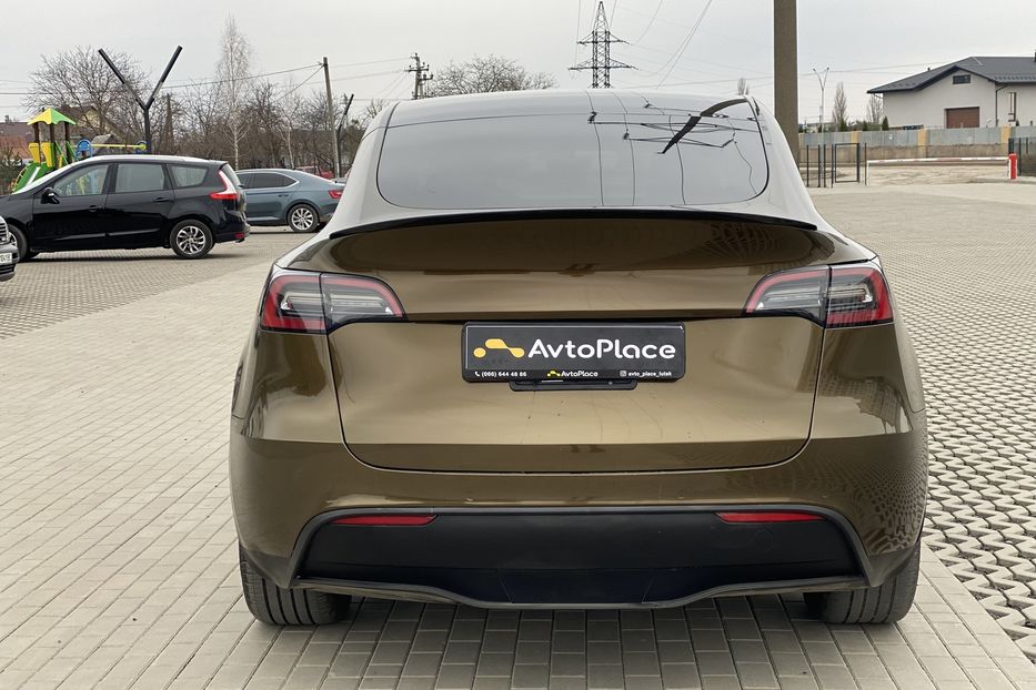 Продам Tesla Model Y 2021 года в Луцке
