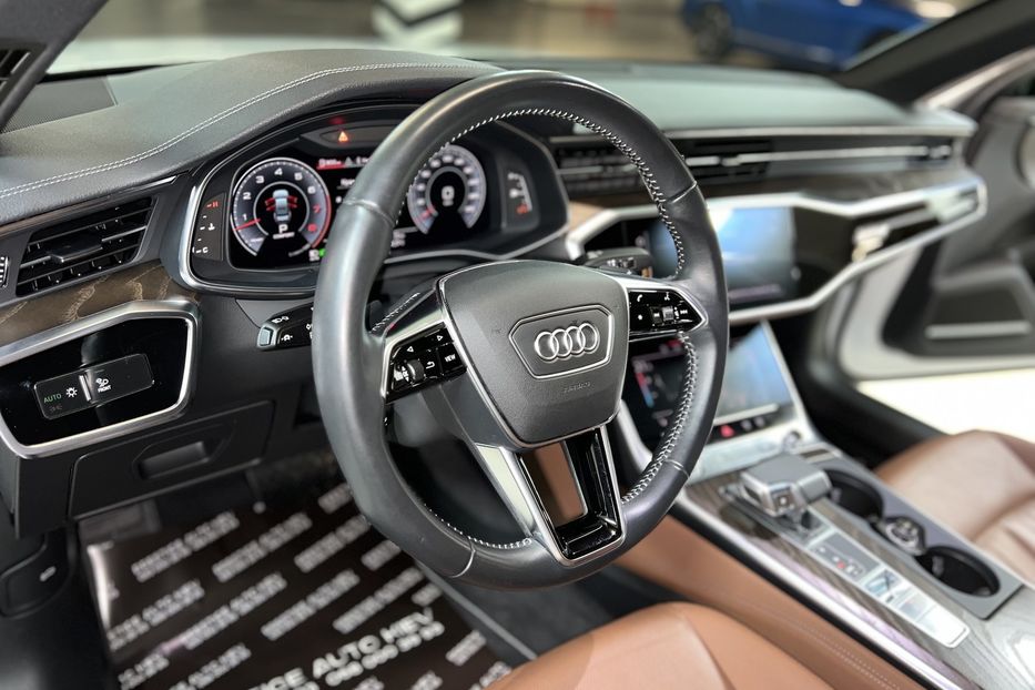 Продам Audi A6 2019 года в Киеве