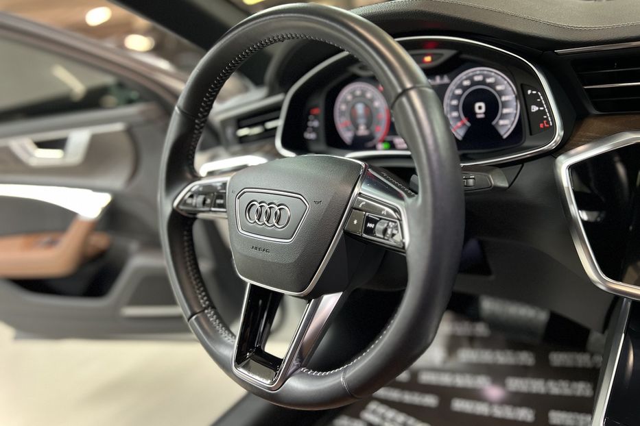 Продам Audi A6 2019 года в Киеве