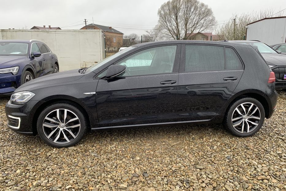 Продам Volkswagen e-Golf Full LED Камера Тепловий насос 2019 года в Львове