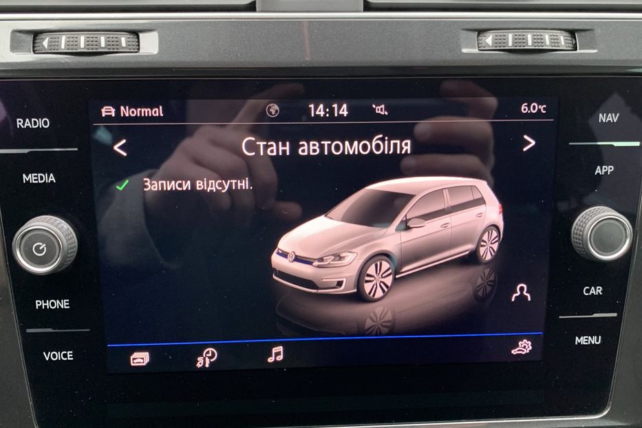 Продам Volkswagen e-Golf Full LED Камера Тепловий насос 2019 года в Львове