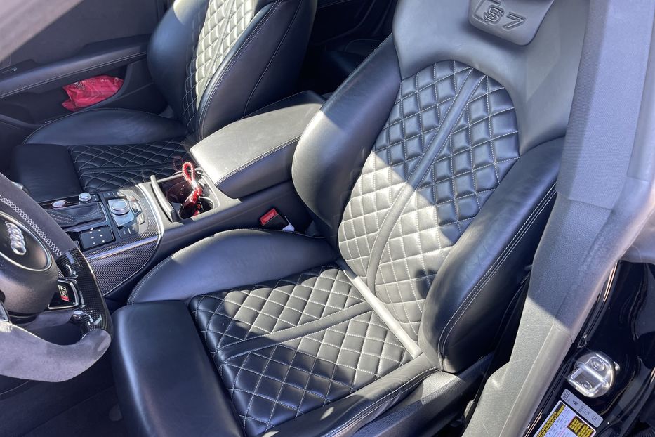 Продам Audi S7 Sportback RS Style 2016 года в Киеве