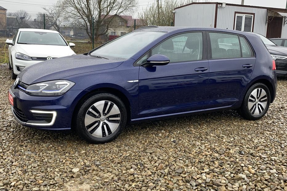 Продам Volkswagen e-Golf 35.8 kWh 100 кВт/136 к.с 2020 года в Львове