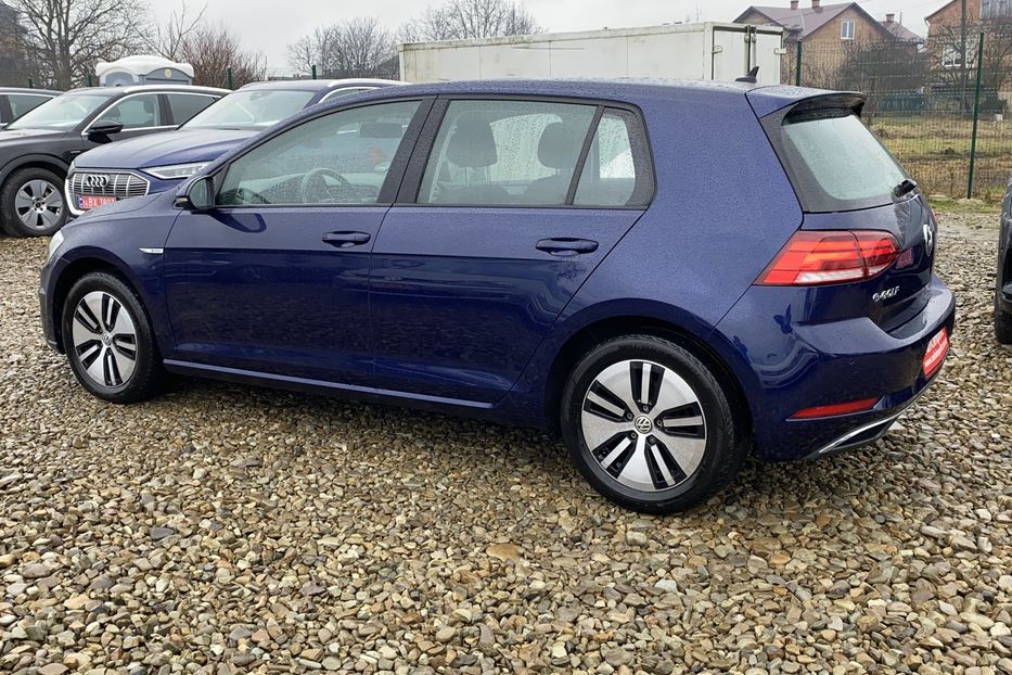 Продам Volkswagen e-Golf 35.8 kWh 100 кВт/136 к.с 2020 года в Львове