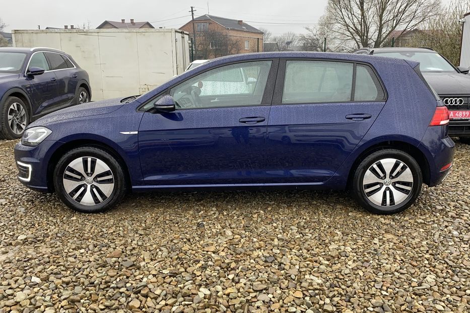 Продам Volkswagen e-Golf 35.8 kWh 100 кВт/136 к.с 2020 года в Львове