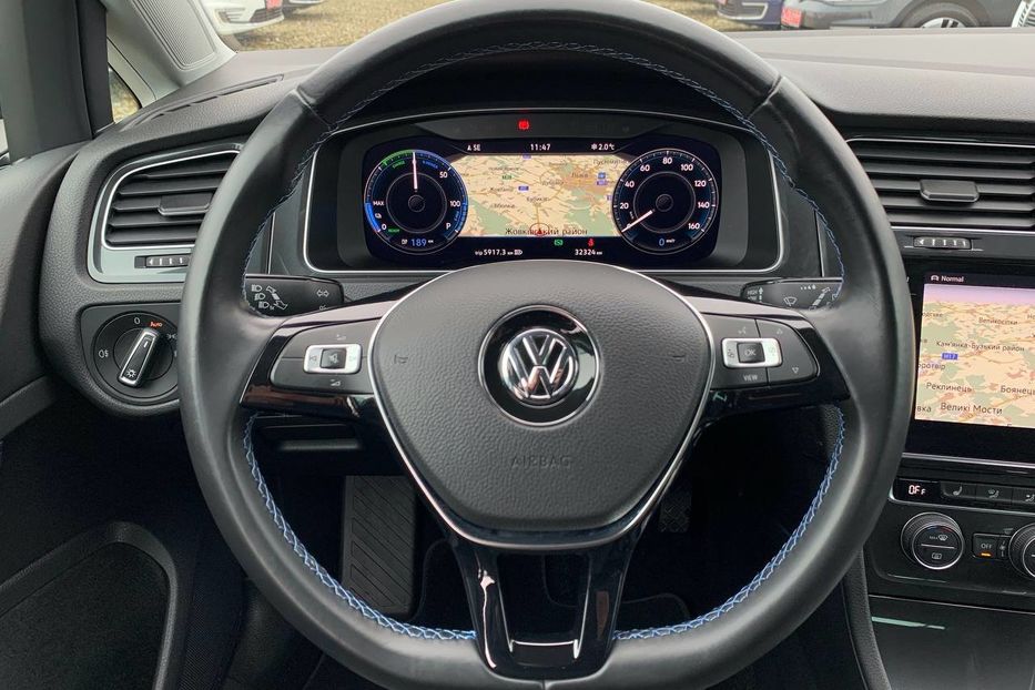 Продам Volkswagen e-Golf Безключовий Амбіент підсвітка 2020 года в Львове