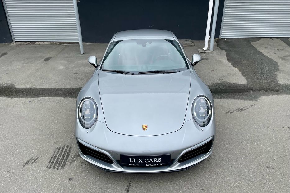 Продам Porsche 911 Carrera 4 991.2 2018 года в Киеве