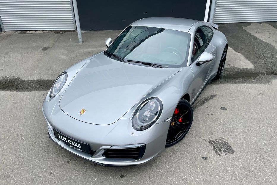 Продам Porsche 911 Carrera 4 991.2 2018 года в Киеве