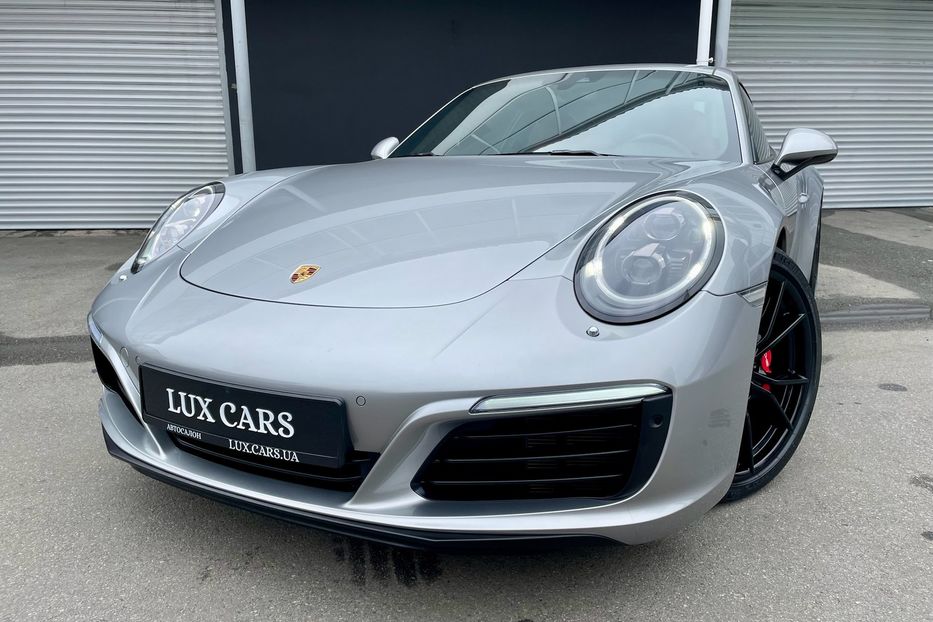 Продам Porsche 911 Carrera 4 991.2 2018 года в Киеве