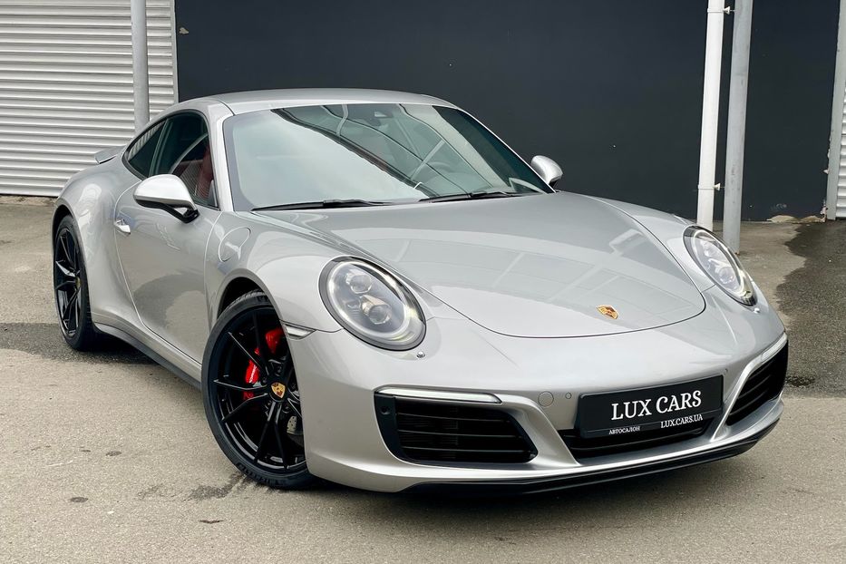 Продам Porsche 911 Carrera 4 991.2 2018 года в Киеве