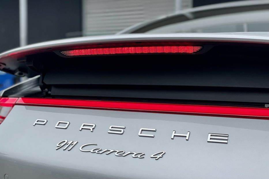 Продам Porsche 911 Carrera 4 991.2 2018 года в Киеве