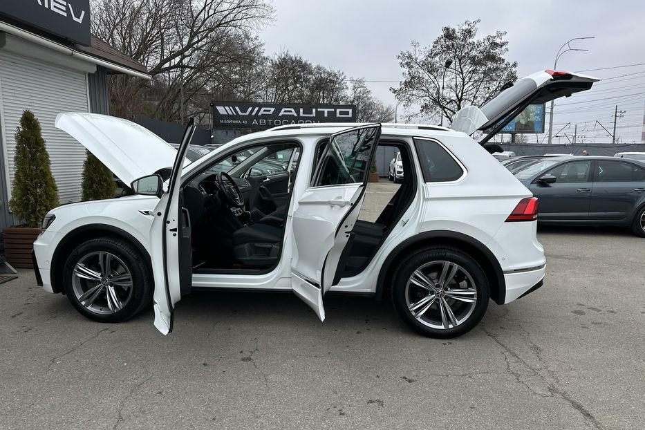 Продам Volkswagen Tiguan R Line 2019 года в Киеве